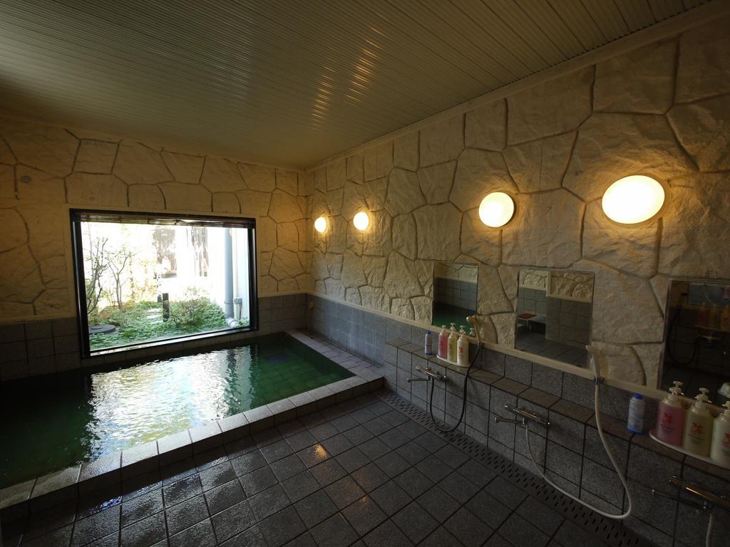 Hotel Route-Inn Court Uenohara מראה חיצוני תמונה